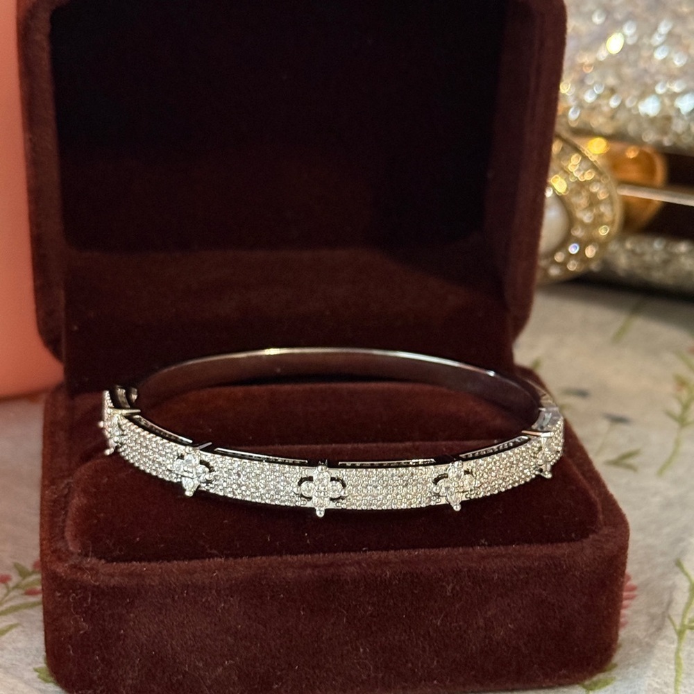 18K Gold Plated Luxury Bracelet with Zirconia - Picture 5 of 5
